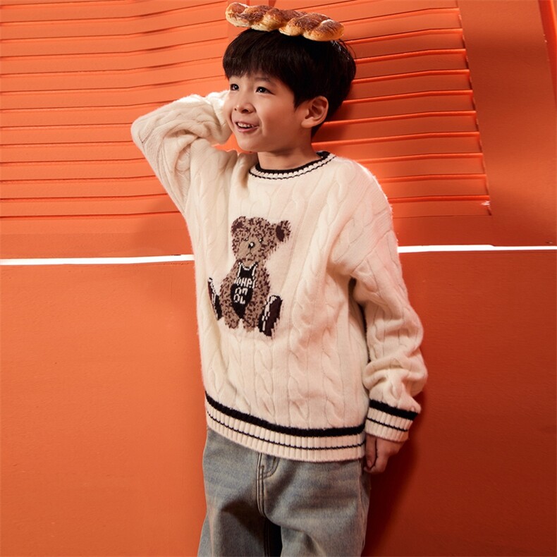 2025时尚百搭通勤简约休闲儿童羊绒小熊套衫，童装儿童羊绒衫，江帆羊绒