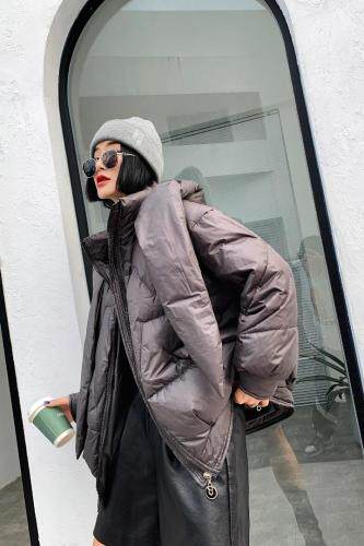 休闲可爱款羽绒服，女装羽绒服，哥卓