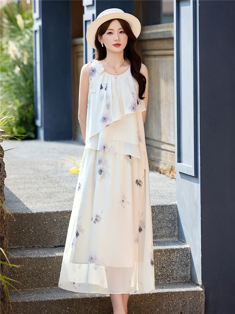 DLM8661白色花朵印花套装女夏无袖上衣半身裙两件套,女装套装/套裙,朵莱米
