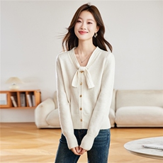 气质蝴蝶结V领针织开衫女秋冬2025新款宽松百搭显瘦毛衣外套上衣，女装羊毛衫，艾米