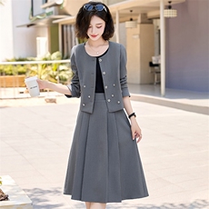 大量现货轻奢钉珠小香风套装裙女新款高级感洋气职业半身裙两件套，女装套装/套裙，芭米依尚