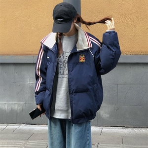 8003# 双线格面料 撞色条纹拼接棉服女 徽章复古外套男女同款图片