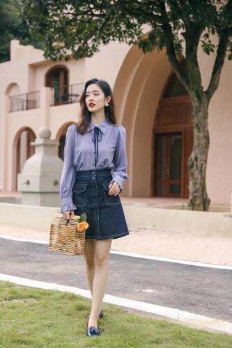 条纹衬衫+牛仔半裙，女装衬衫，慕尚依依