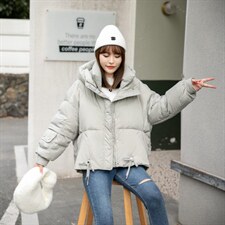 现货高品质标90白鸭绒羽绒服，女装羽绒服，艾依佳人