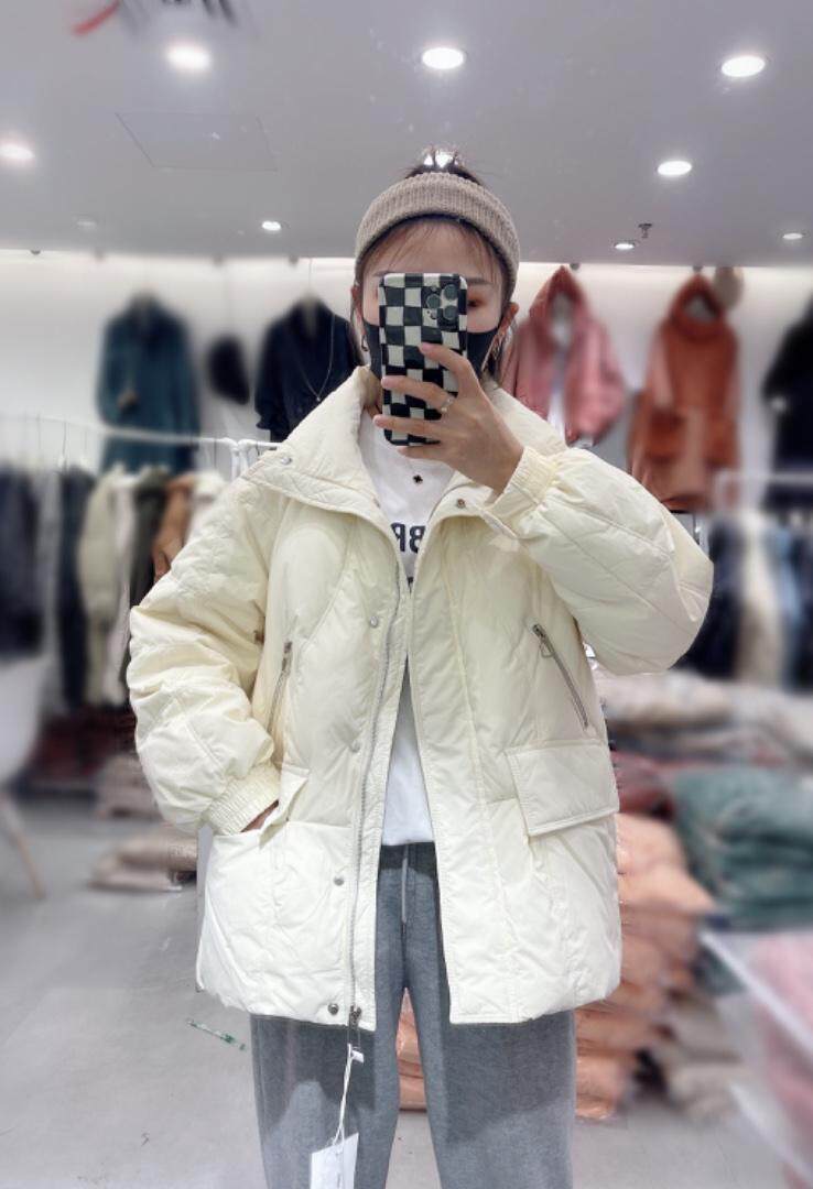 现货短款羽绒服四色两码，女装羽绒服，魅力布梵