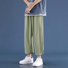 深灰色