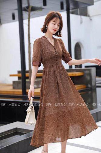 夏装新款连衣裙，女装连衣裙，水恋百合