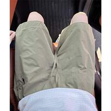 卡其绿