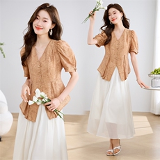 大码女装新高级感v领宽松短袖上衣黑色半身裙夏季显瘦两件套，女装套装/套裙，尚娜萱