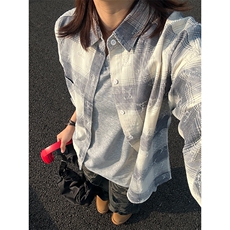蓝色