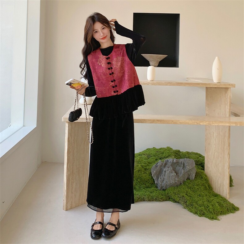 新中式印花马甲套装裙女2025年秋季新款高级感打底衫半身裙三件套,女装套装/套裙,2C007