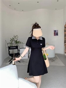 沐沐2022夏百搭连衣裙图片