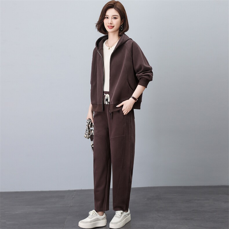 洋气套装女中年妈妈装连帽卫衣外套2026春秋新款大码运动服一整套,女装套装/套裙,独衣靓