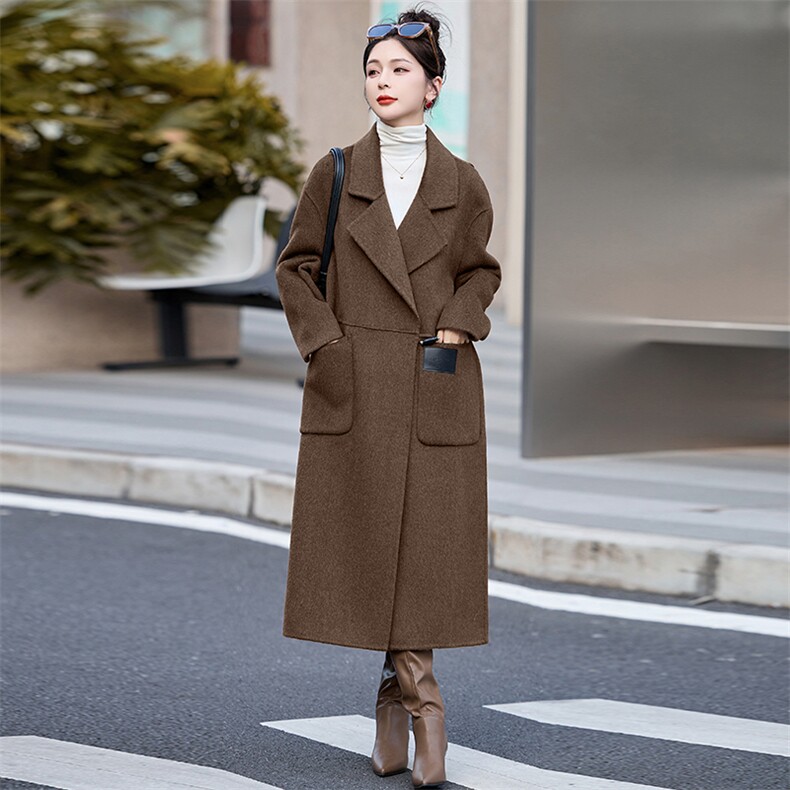 【现货主推款】25年冬装新款对称竖插大口袋气质翻领羊绒大衣,女装羊绒大衣,尚娜萱