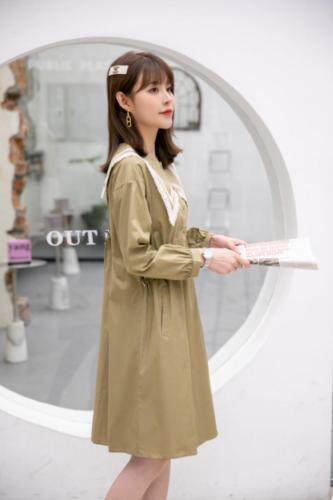 秋款连衣裙，女装连衣裙，莫妮菲