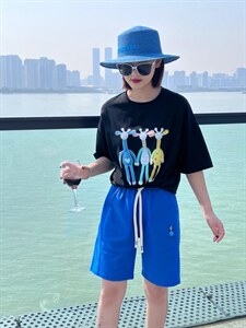 OUGNI 现货时尚重工镶钻卡通短袖T恤图片