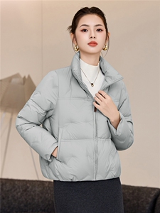 秋冬短款轻薄立领羽绒服女2025新款户外健身鸭绒防风棉服图片