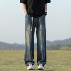 深蓝色