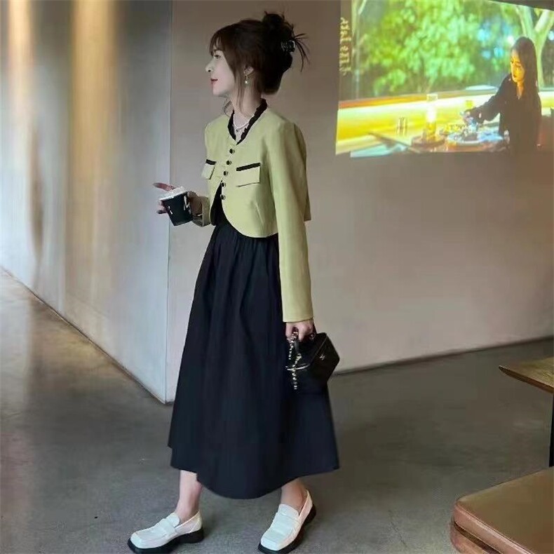 小香风套裙，三色，三码，其它，依柏璐(1F)