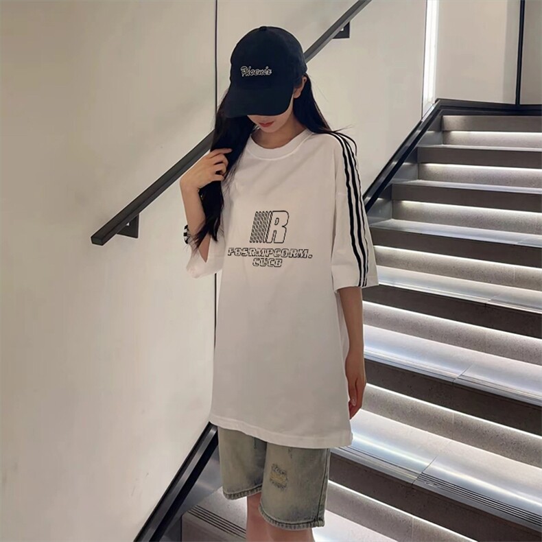 抖音得物高品质二开240克宽松纯棉美式潮牌三条杠织带短袖T恤,男装T恤,电商A486-1