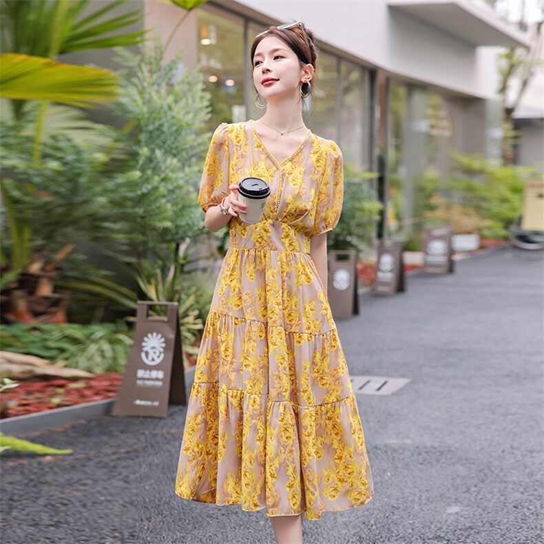 洋气减龄碎花显瘦连衣裙女2025夏季新款范遮超仙森系法式过膝长裙,女装连衣裙,难舍钰依