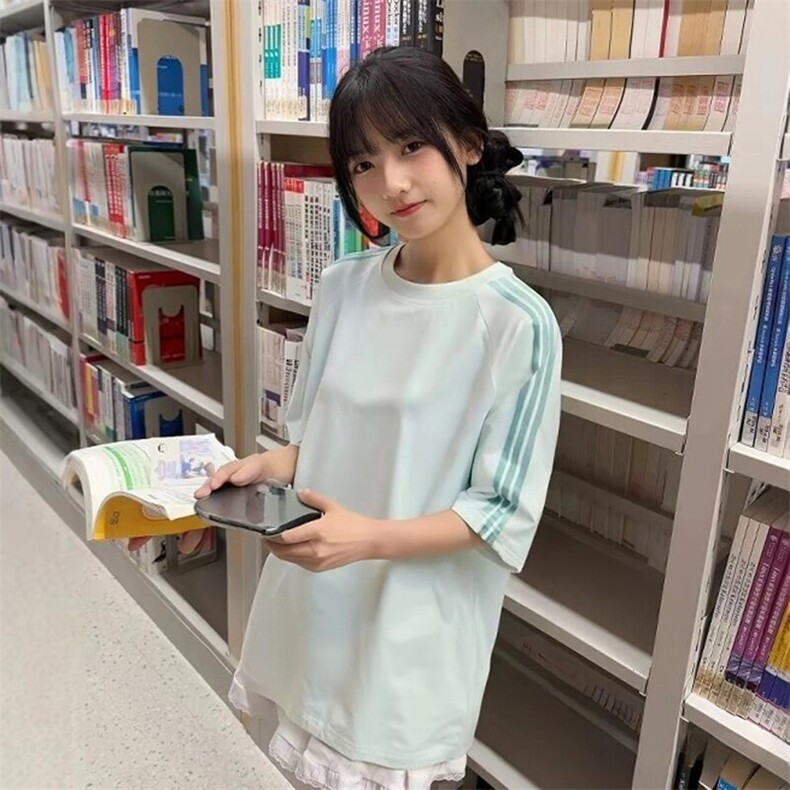抖音得物品质二开240克宽松纯棉美式潮牌印花三条杠中性风短袖T恤,男装T恤,电商A486-1