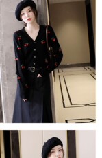 2025法系甜甜风精致刺绣樱桃针织开衫V领，女装针织衫/毛衣，绒阔羊绒