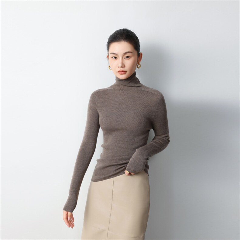 一线成衣秋季新款简约纯色百搭时尚高领打底衫，女装羊毛衫，清联羊绒