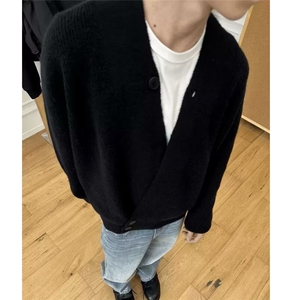 2026新款秋季不规则斜纽扣V领开衫毛衣男设计感小众道袍针织图片