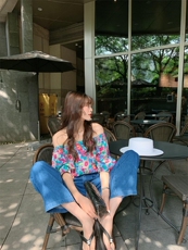 2021川A线夏季新款泡泡袖花花上衣，女装，川A线