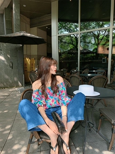 2021川A线 夏季新款泡泡袖花花上衣,女装,川A线