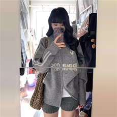 美式潮牌学院风徽章拼接开衫毛衣秋冬男女条纹立领针织棒球服外套，男装针织衫/毛衣，四季星座505