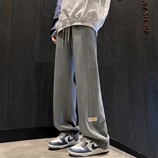 灰色