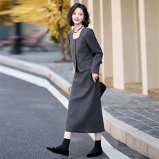 现货2025年秋冬季新款法式慵懒时尚气质薄呢半身裙两件套，女装套装/套裙，蓝诺裳