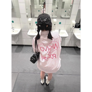 潮牌粉色格子POLO领防晒衬衫女春夏开衫设计感修身显瘦百搭衬衣图片