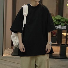 黑色
