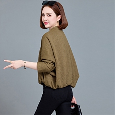 蝙蝠袖短款棒球服外套女2024秋季新款小个子宽松休闲百搭夹克上衣，女装短外套，魅影