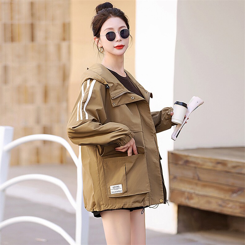 时尚印花中长款连帽风衣女秋季新款宽松显瘦休闲外套，女装风衣，妃曼