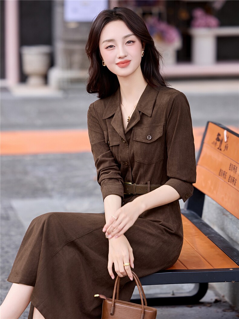 美拉德咖色长袖衬衫连衣裙女2025秋季新款单排扣收腰显瘦气质长裙,女装连衣裙,朵莱米