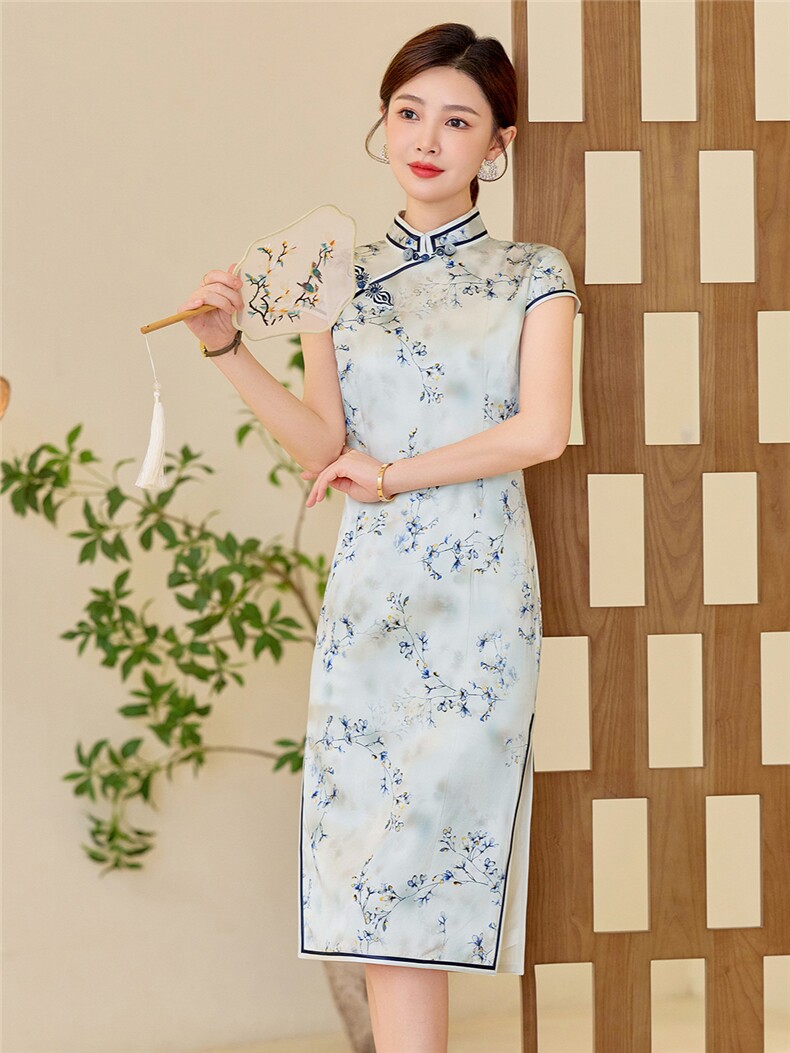 杭州品质真丝长裙复古印花连衣裙女春夏日常修身清新淡雅真丝旗袍,女装汉服/婚纱/旗袍/礼服,小荷流