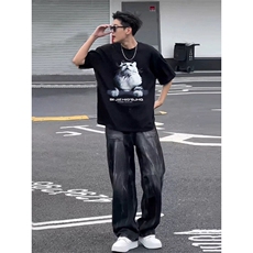 黑色