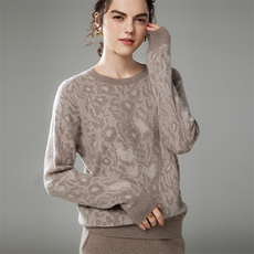 2025年秋季新款浮雕提花针织圆领羊绒上衣时尚休闲通勤百搭，女装羊绒衫，珍丝贝尔