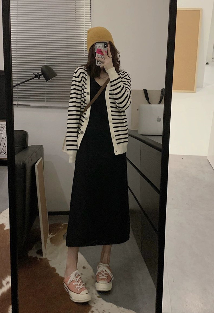 秋冬季新款舒适时尚百搭黑白条纹羊毛开衫,女装羊毛衫,莺澜羊绒