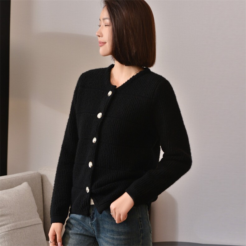 秋冬季羊毛宽条纹复古休闲款羊毛衫，女装羊毛衫，忠诺羊绒