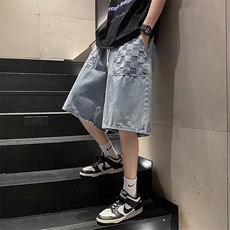 浅蓝色