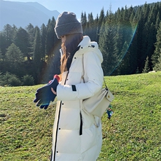 白色超好看羽绒服女冬季2024韩系温柔过膝加厚90白鸭绒外套，女装羽绒服，诺蝶