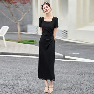 法式气质女人方领修身连衣裙夏季新款高级感赫本风收腰褶皱小黑裙图片