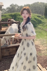 设计感民族风一字领印花长裙夏季新款露肩泡泡袖茶歇桔梗连衣裙女，女装连衣裙，浙宝208A