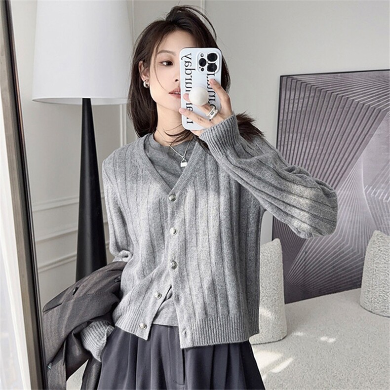 时尚百搭V领弹力羊毛开衫女款修身显瘦长袖针织衫外套,女装羊毛衫,泰沅羊绒