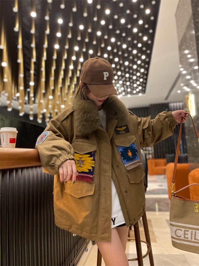 大毛领派克服，其它，跳跳谷